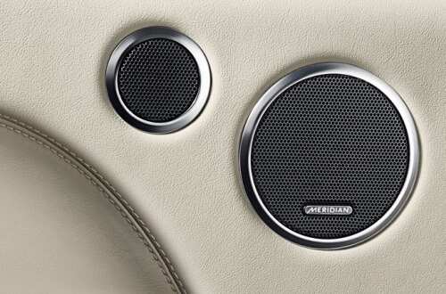 Meridian™-Lautsprecher im Range Rover Sport