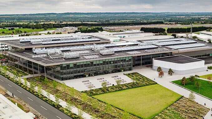 Jaguar Land Rover eröffnet